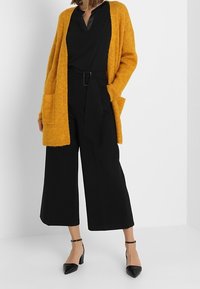 Kaffe Vest - yellow