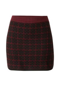 Gebreide mini-jurk met een bordeauxrood en zwart geruit patroon, voorzien van een brede bordeauxrode tailleband en een gestructureerde afwerking.