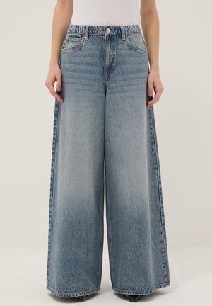 Pernera ancha - denim blue