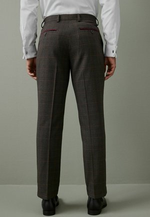 Grau karierte Hose im Slim Fit, aus strukturiertem Stoff, mit zwei Gesäßtaschen in bordeauxfarbener Akzentuierung und einem glatten Bund.