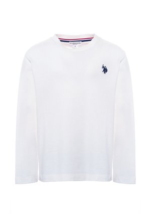 Maglietta a maniche lunghe bianca in cotone morbido con collo rotondo. Presenta un piccolo logo di un giocatore di polo blu navy sul lato sinistro del petto. Nessun motivo aggiuntivo.