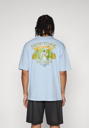 MLB NEW YORK YANKEES BASEBALL GRAPHIC TEE - Klub merchandise - light blue