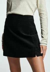 Next A-linjainen hame - black
