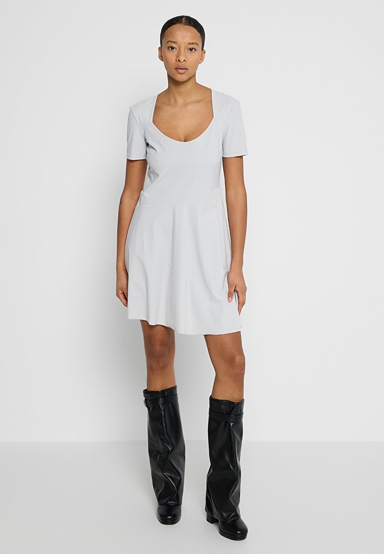 PATRIZIA PEPE Jurk lichtgrijs PATRIZIA PEPE Jurk lichtgrijs