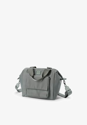 Graue Nylon-Tasche mit doppelten Tragegriffen, einem abnehmbaren Schultergurt und einer Vordertasche. Rechteckige Form mit strukturierter Oberfläche.