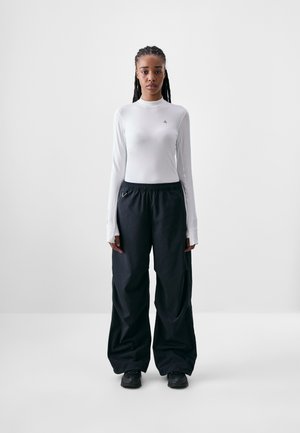 Long sleeved top - summit white