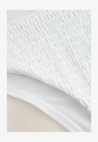 Valitud, white