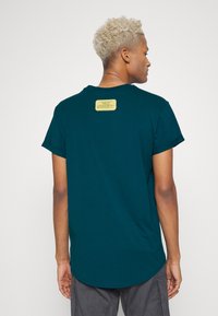 G-STAR LASH SMALL GRAPHIC - T-shirt estampada - bright billet green