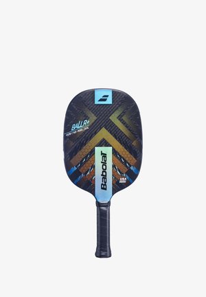 Babolat pickleball-ketsjere med en tekstureret sort overflade, blå og gyldne geometriske accenter samt et sort polstret håndtag.