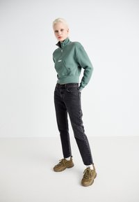 Steve Madden POSSESSIONE - Baskets basses - olive distressed