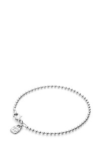 Pulsera de cuentas de plata que presenta una pequeña etiqueta con la grabación "UNO". Acabado liso y brillante con un cierre de langosta seguro.