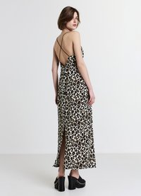 Calliope Robe de jour - var ultrablack