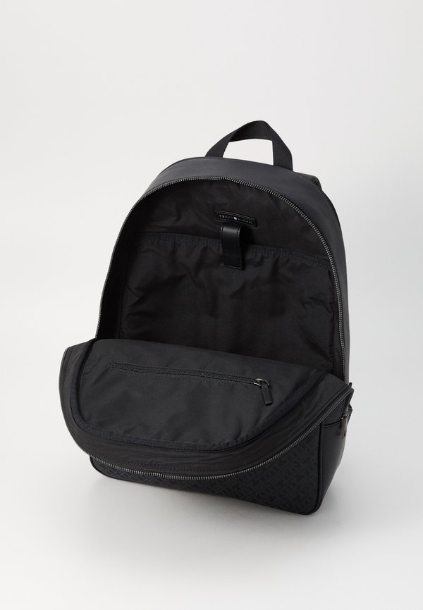 MONOGRAM BACKPACK - Rucksack4
