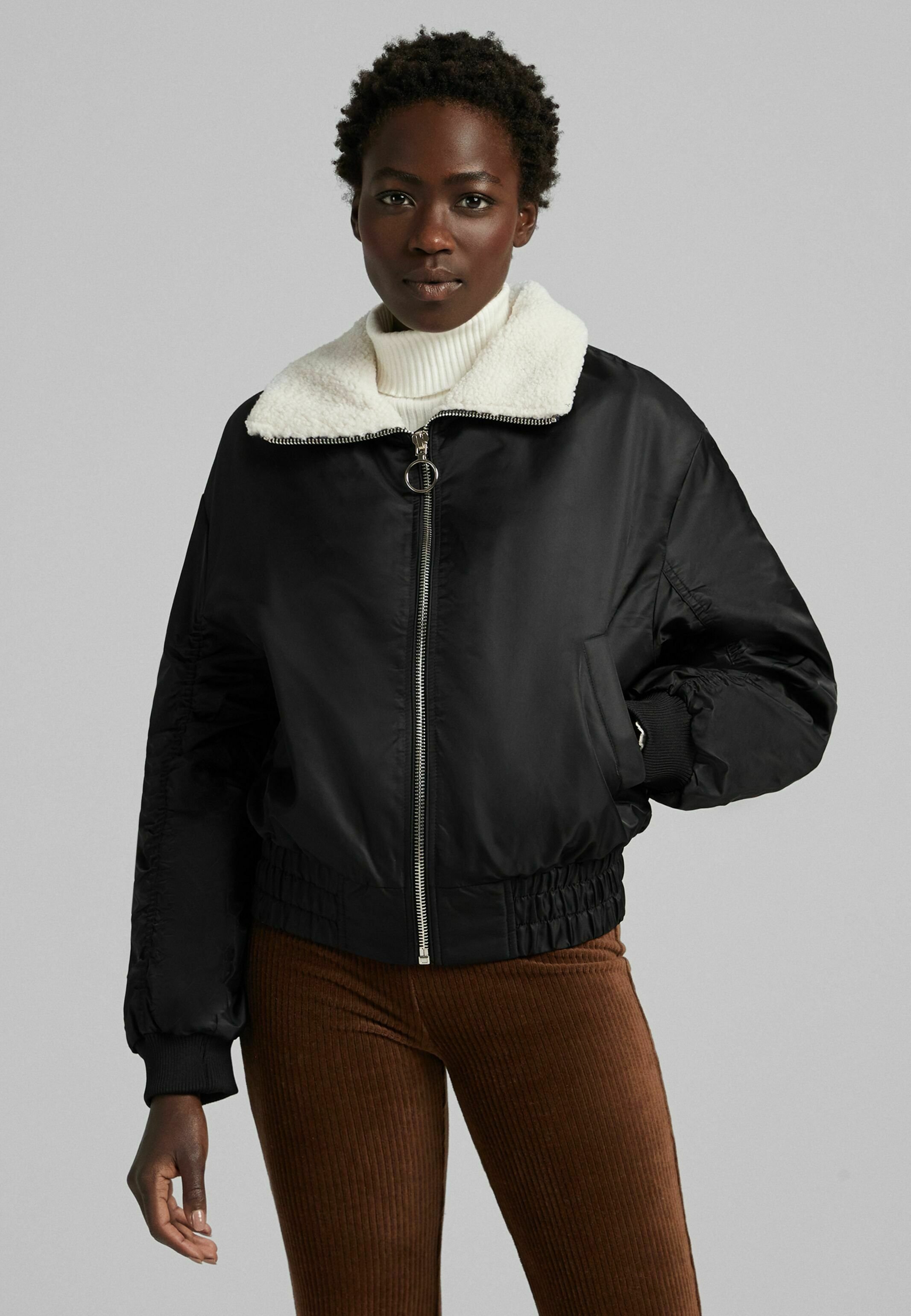 3nNc5 Abbigliamento Bershka Giacca invernale - black/nero 3nNc5 Abbigliamento Bershka Giacca invernale - black/nero