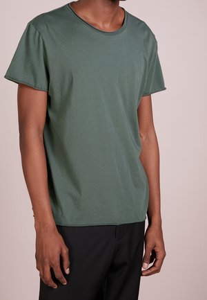 Camiseta básica - olive