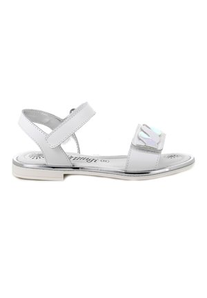 Sandaletto bianco con cinturino alla caviglia regolabile e dettaglio decorativo iridescente sulla fascia anteriore, bordatura argento sulla suola.