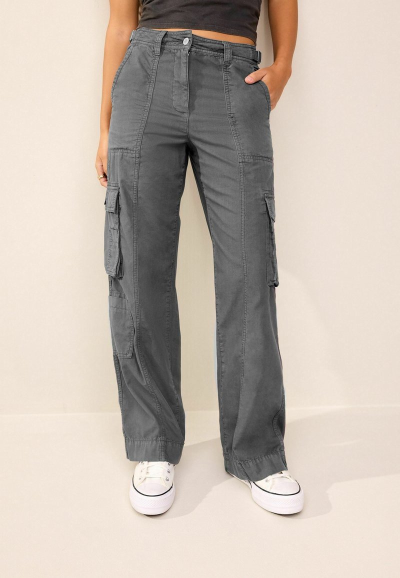 Pantalon Cargo Femme Next - Noir - Taille 8 - 100% Coton - Occasion (excellent état)