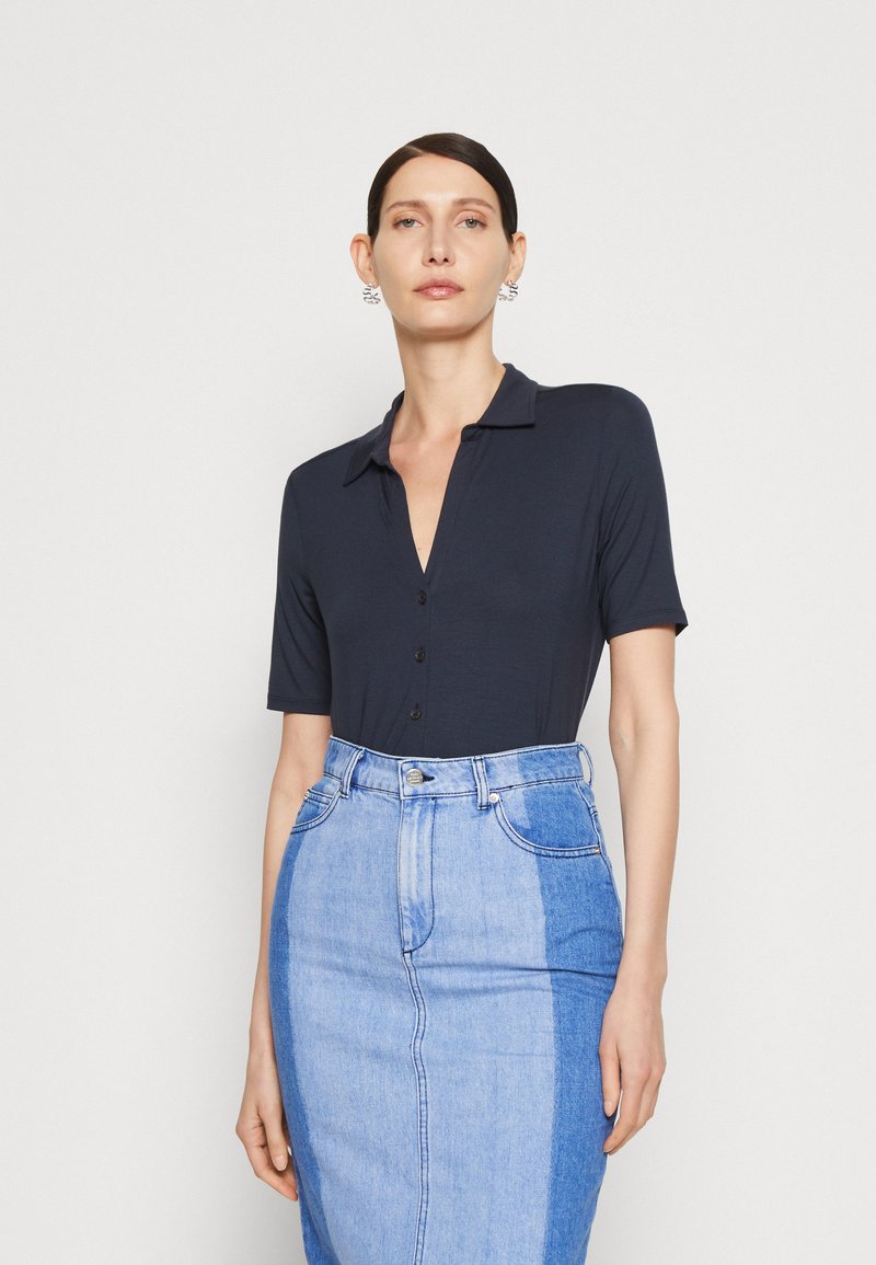 Marc O'Polo SHORT SLEEVE CLASSIC FIT - Camisa - deep blue sea/azul ...