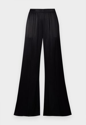 Pantaloni neri a gamba larga realizzati in tessuto morbido, dotati di una vita elastica e due cuciture laterali per una maggiore struttura.