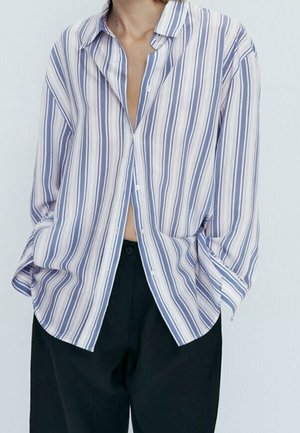 Blus - light blue