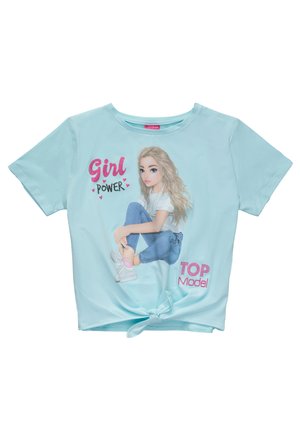 Hellblaues Kurzarmhemd mit Grafik eines Charakters mit langen blonden Haaren, dem Text "Girl Power" und einem gebundenen Frontdetail.