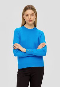 s.Oliver MIT ZIERKNÖPFEN - Strickpullover - royalblau