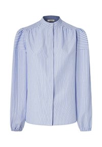 Lichtblauw en wit gestreepte blouse met lange mouwen, hoge kraag, knoopsluiting aan de voorkant en subtiele plooien rond de schouders.