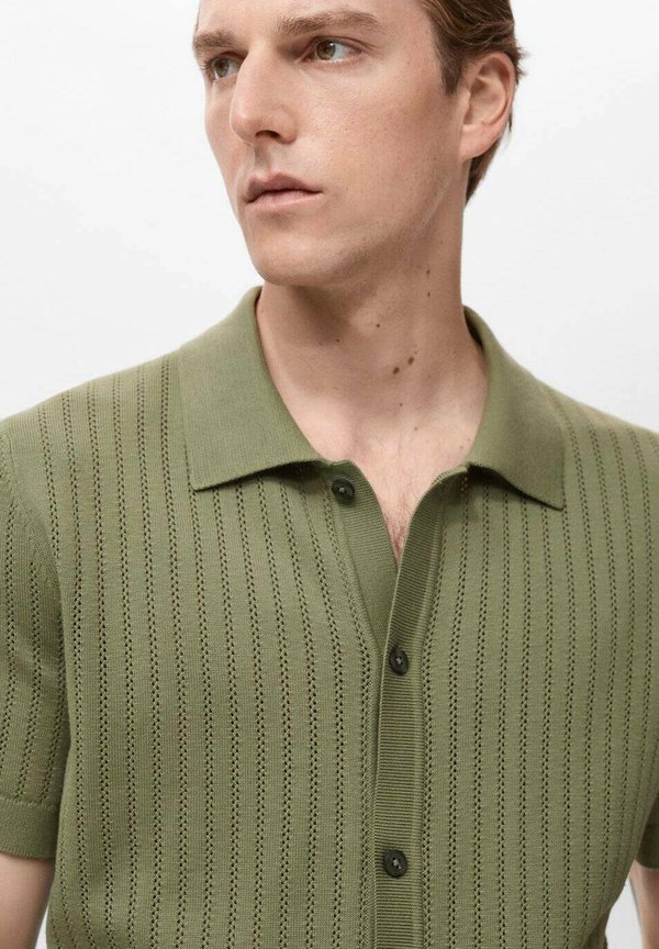 WITH OPENWORK DETAIL - Shirt4