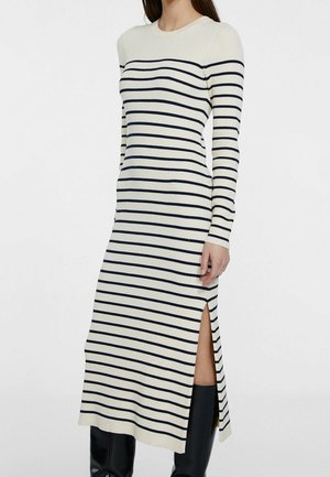 Robe pull - off-white