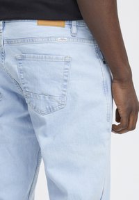 Blend BHBLIZZARD - Vaqueros rectos - denim light blue