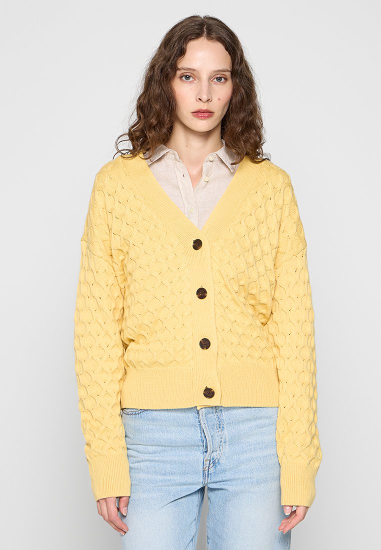 Strickjacke