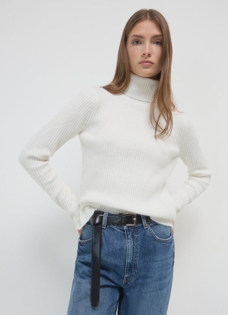 Calliope DOLCEVITA - Strickpullover - bianco lana