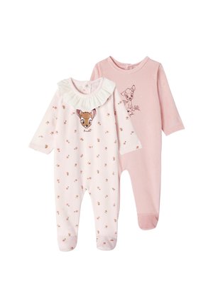 Zwei rosafarbene Babyfüßlinge, einer mit kleinem Blumenmuster und Rüschensaum mit einem Bambi-Gesicht, der andere mit einer skizzenhaften Bambi-Umrisszeichnung.