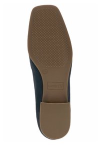 Černá semišová podrážka boty s texturovanou hnědou gumovou podrážkou; obsahuje zesílený podpatek a nenápadné logo vytištěné na vnitřní straně. Velikost 37.