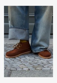 Selected, medium brown