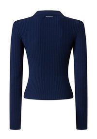 Mornarski rebrasti polo s dugim rukavima u tamnoplavoj boji s prilagođenim dizajnom, ovratnikom i detaljem s logom na leđima. Izrađen od rastezljivog, teksturiranog materijala.