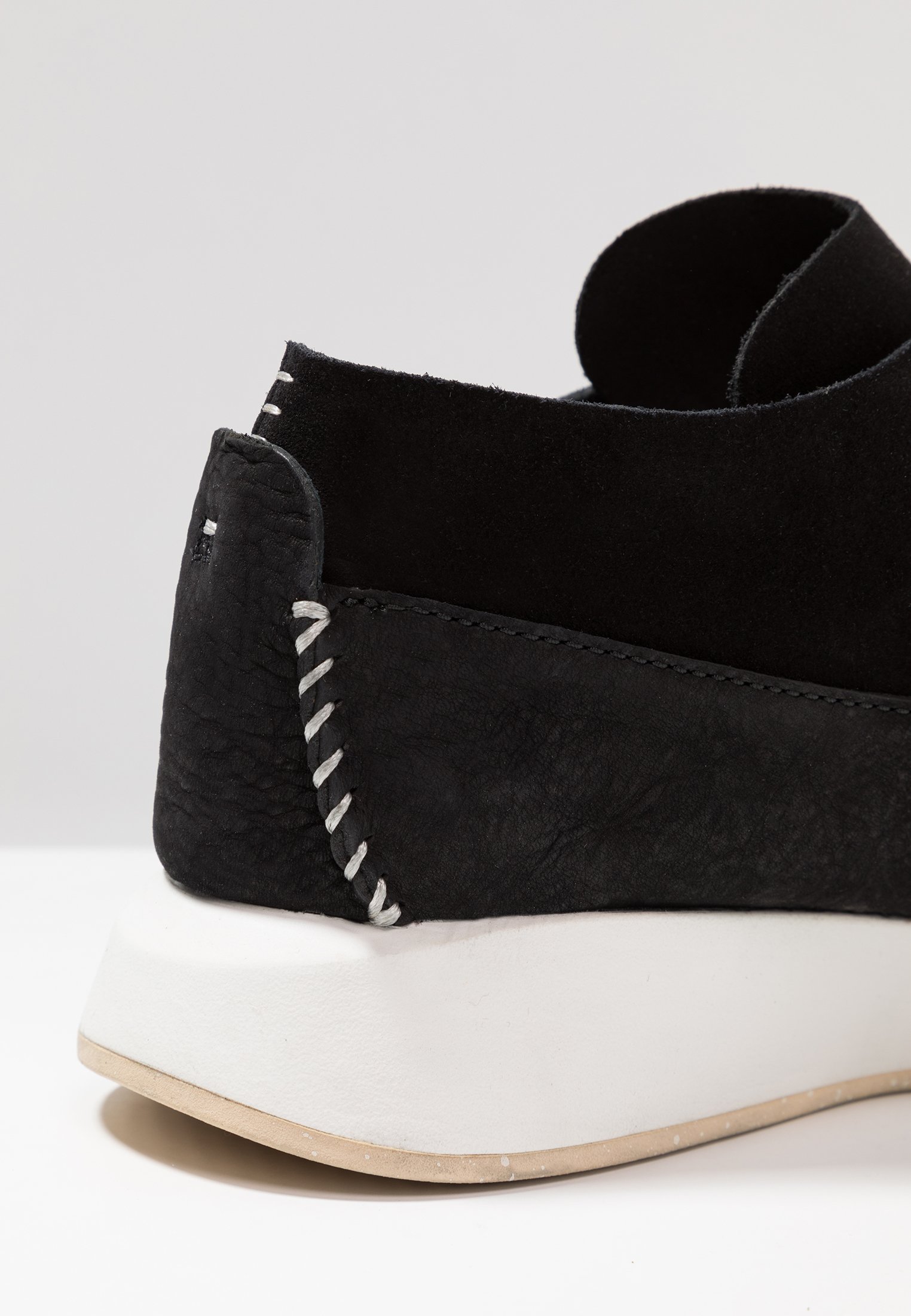 clarks originals kiowa sport