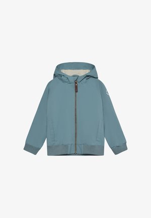 Chaqueta con capucha azul claro con cremallera frontal, puños y borde elásticos. Cuenta con bolsillos laterales y un forro interior de color crema.