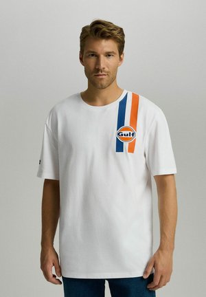 - T-shirt z nadrukiem