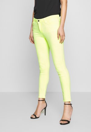 Slim fit jeans - neon yellow