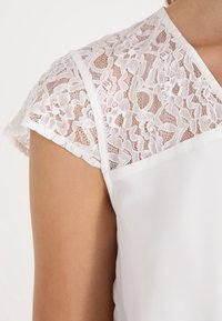 ONLY Vestido informal - off-white