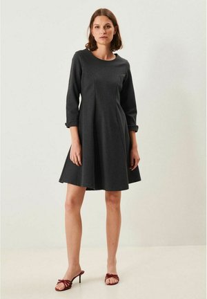 RAMIRA  - Vardagsklänning - grey melange