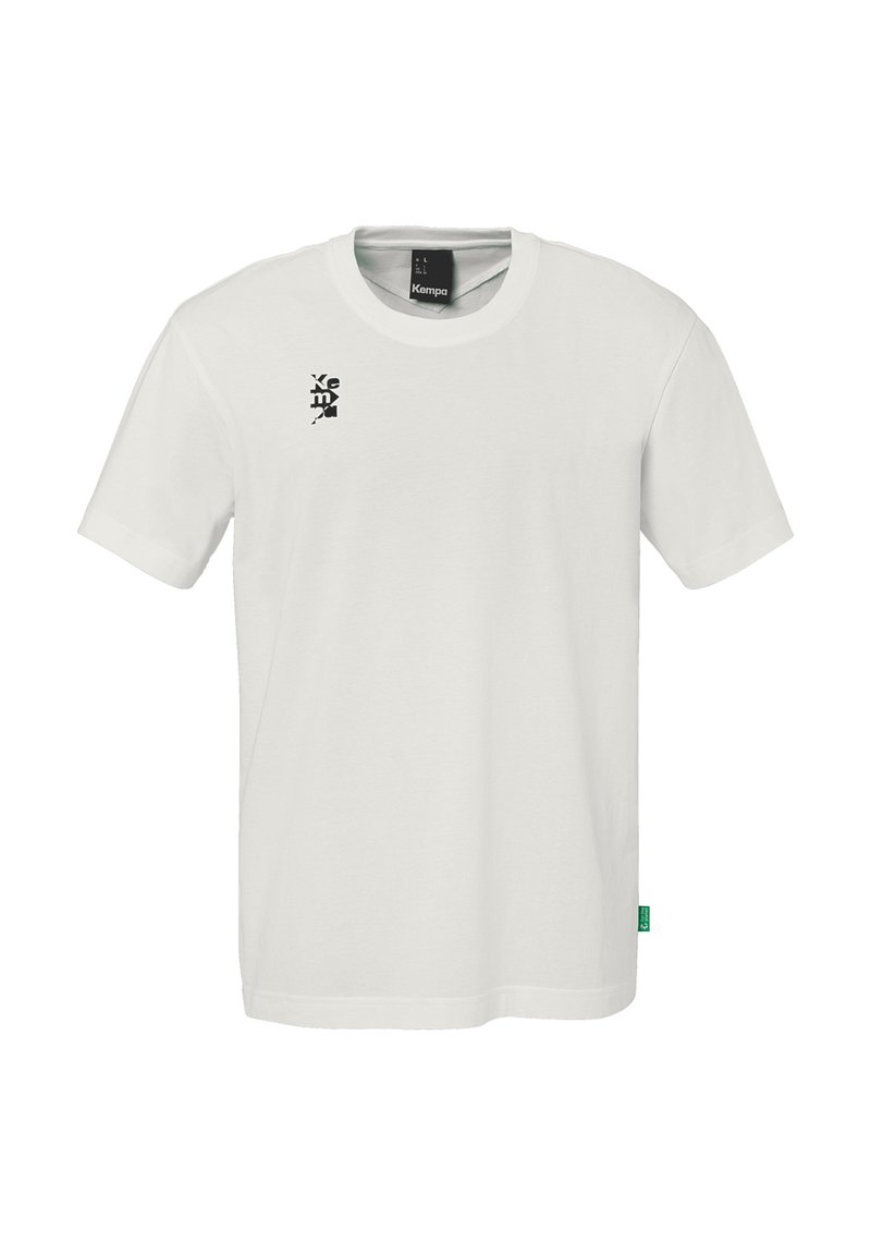 Hvid bomulds T-shirt med rund hals og korte ærmer. Indeholder et lille sort grafik på brystet og et grønt mærke ved kanten.