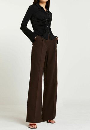 Button-down blouse - black