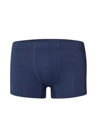 Bóxer azul marino hechos de una tela suave. Presenta un ajuste ceñido, costuras cosidas y una pequeña etiqueta de marca. Diseño de cinturilla plana.