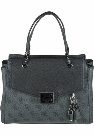 Zwarte Guess-handtas met patroonstof, getextureerde klep, metalen logo-sluiting, dubbele hengsels en aangehechte hangslot en sleutelbedel.