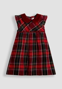 Rotes kariertes Kleid mit kurzen Ärmeln und einem runden Kragen. Der Stoff zeigt variierende Streifen in Grün, Blau und Gelb. Faltendes Rockdesign.