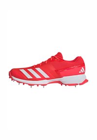 adidas Performance 22 YARDS Zapatillas con clavos lucid red