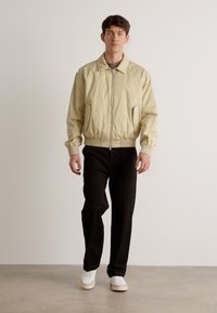 Thumbnail Image 2