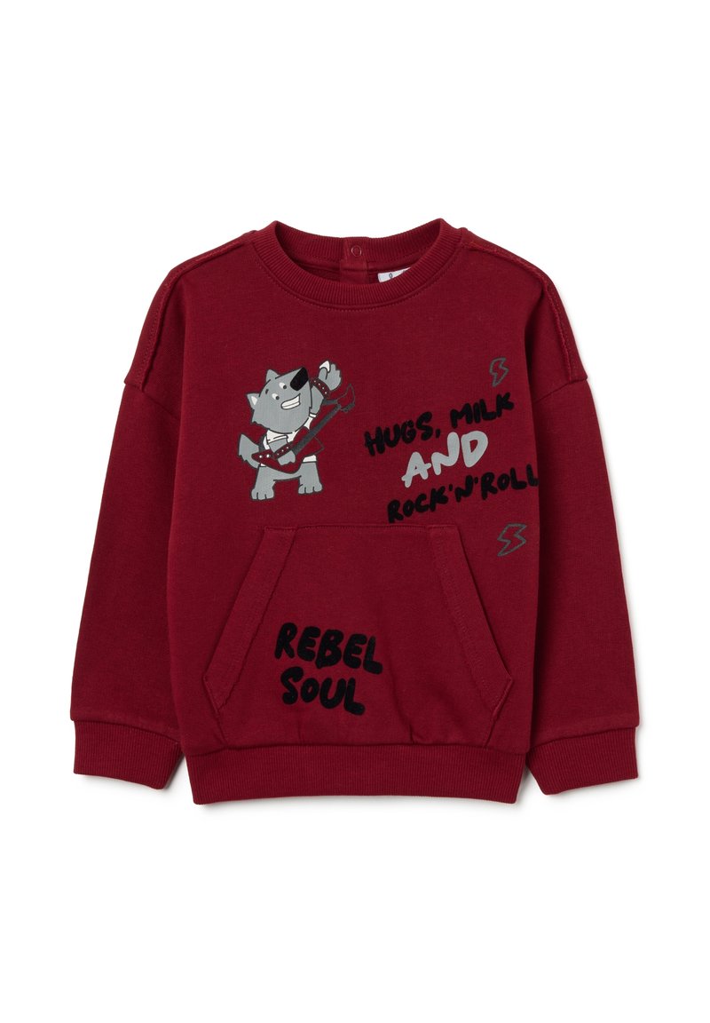 Rode katoenen sweatshirt met lange mouwen, met een grafisch ontwerp van een wolf die gitaar speelt en de tekst "HUGS, MILK AND ROCK'N'ROLL" en "REBEL SOUL."